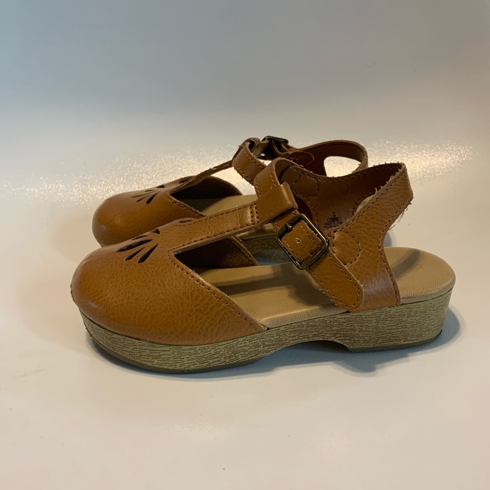 Old Navy Brown Clogs
